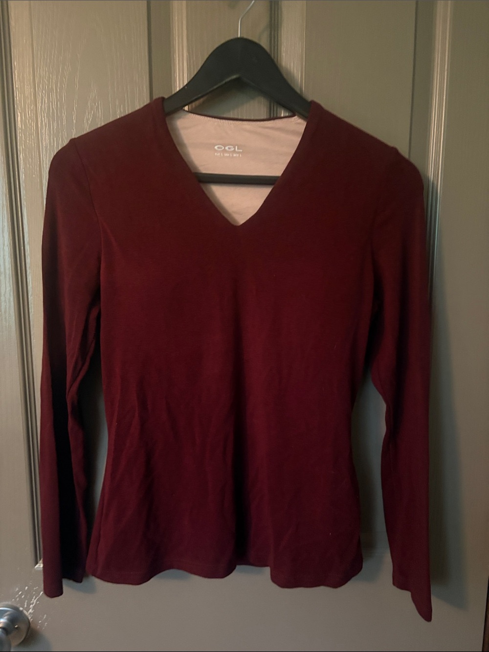 OGL V-Neck Long Sleeve Top in Wine